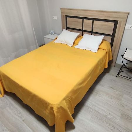 Piso Turistico Avda Del Castillo Apartment Ponferrada Luaran gambar