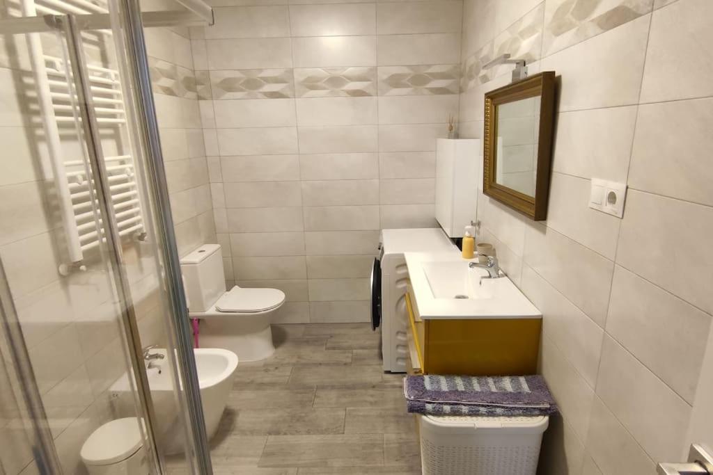 Piso Turistico Avda Del Castillo Apartment Ponferrada Luaran gambar